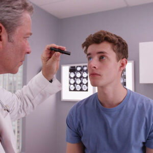 Ophthalmologist – How to Find One, Factors to Consider, and Fees